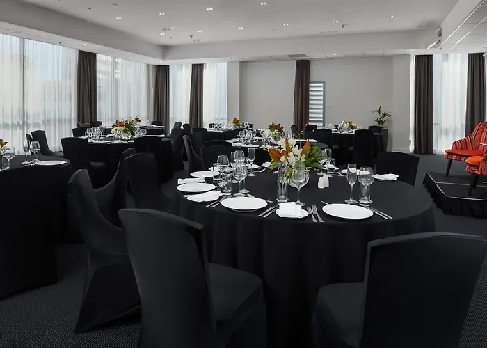 Rydges Auckland