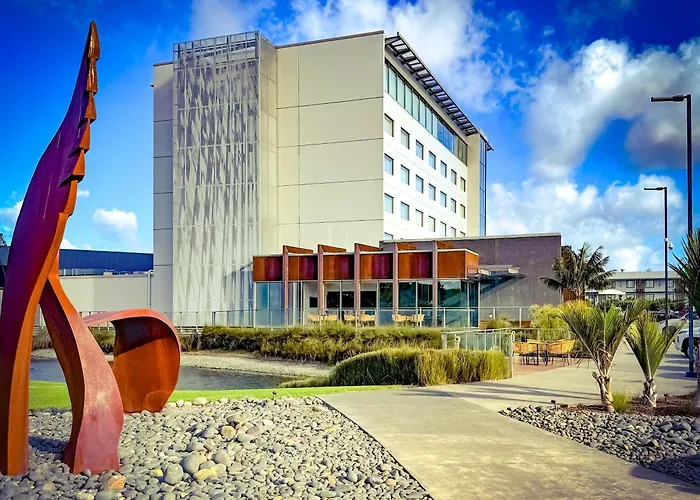 JetPark Auckland Airport Hotel